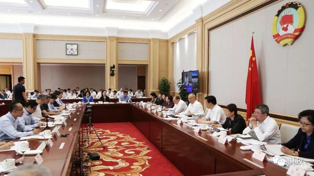 老城怎么保护?城市怎么更新?蔡奇和政协委员一起探讨 老城怎么保护?城市怎么更新?蔡奇和政协委员一起探讨