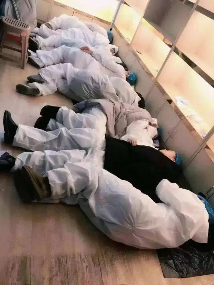全球看武汉｜救灾如何恢复运用公共交通：SARS当中的香港