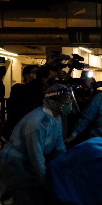 抗击疫情特刊⑩︱面罩通风与呼出气体扩散