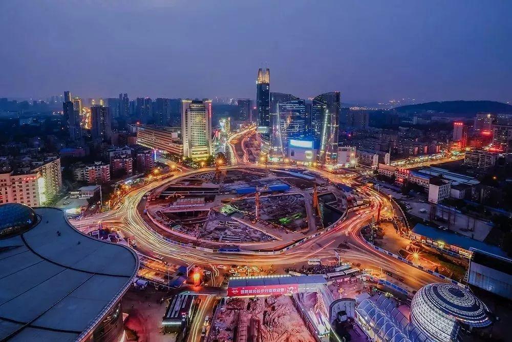 疫情过后,中西部两大城市群的浮沉。 疫情过后,中西部两大城市群的浮沉。