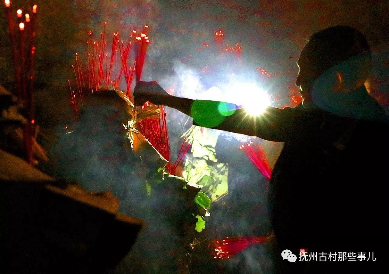 党溪村：驱魔辟邪火老虎