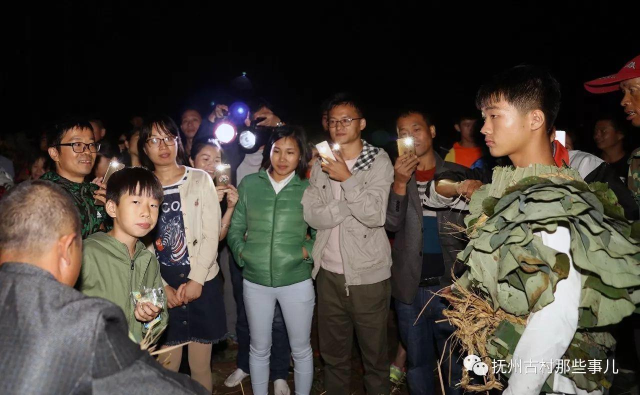 党溪村：驱魔辟邪火老虎