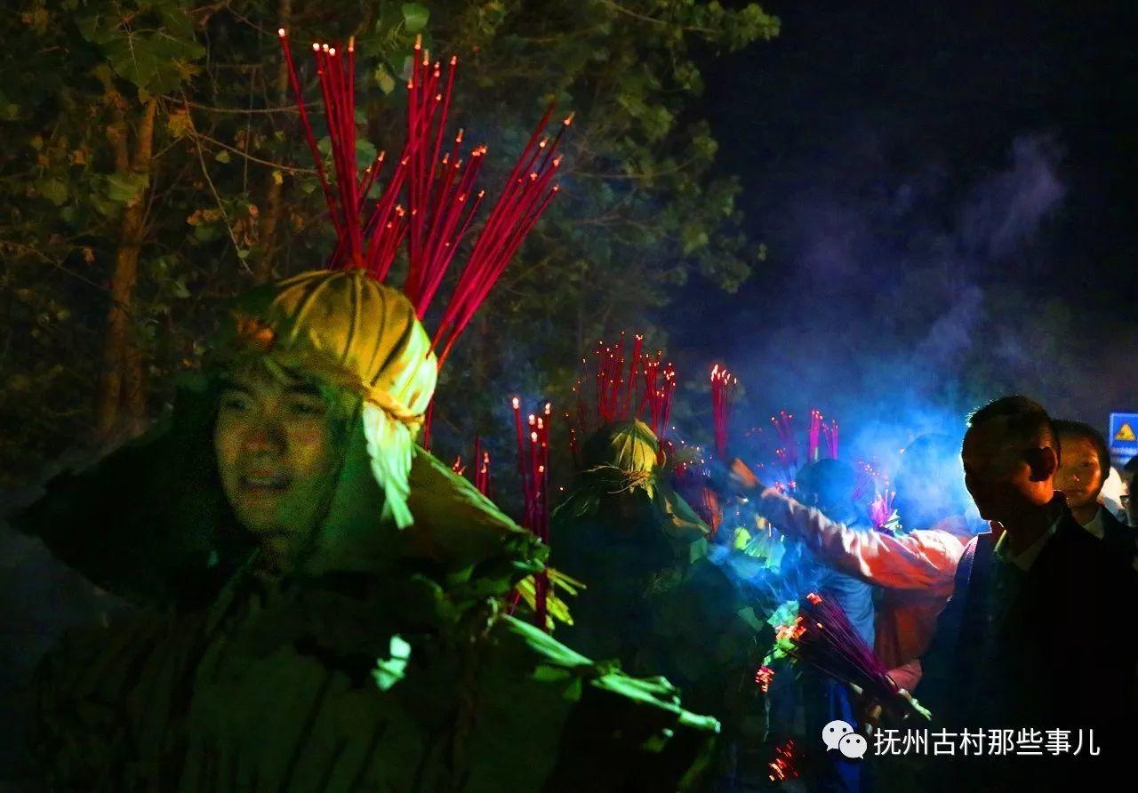 党溪村：驱魔辟邪火老虎