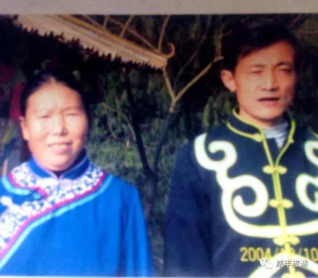 【身边的旅游人】唐中银、安银珍夫妇,用歌声唱出了民族地区淳朴与自然融合的人情味儿 ! 【身边的旅游人】唐中银、安银珍夫妇,用歌声唱出了民族地区淳朴与自然融合的人情味儿 !