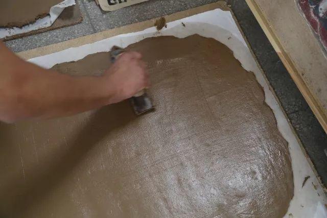 遗产视野丨泥地壁画制作:传统壁画技艺传承现场记录 遗产视野丨泥地壁画制作:传统壁画技艺传承现场记录