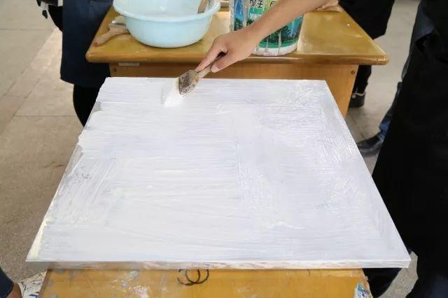 遗产视野丨泥地壁画制作:传统壁画技艺传承现场记录 遗产视野丨泥地壁画制作:传统壁画技艺传承现场记录