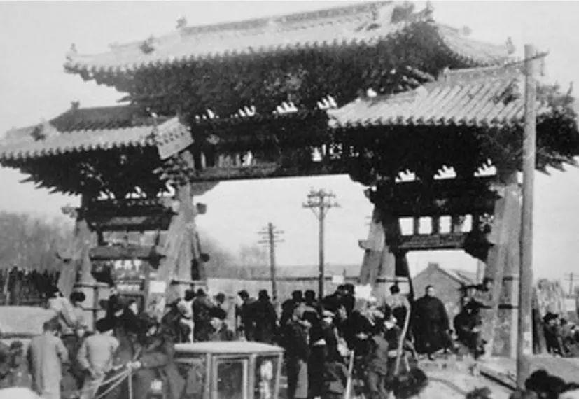沈阳庙会：消失的东北移民派对