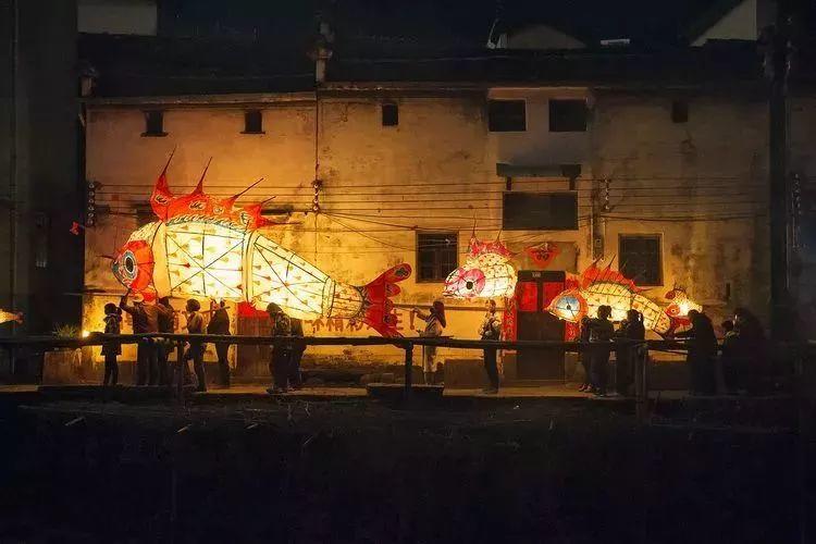 少年与鱼：汪满田鱼灯会