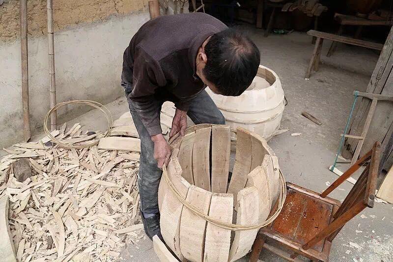 老手艺 | 藏在画家村里的民间制鼓人