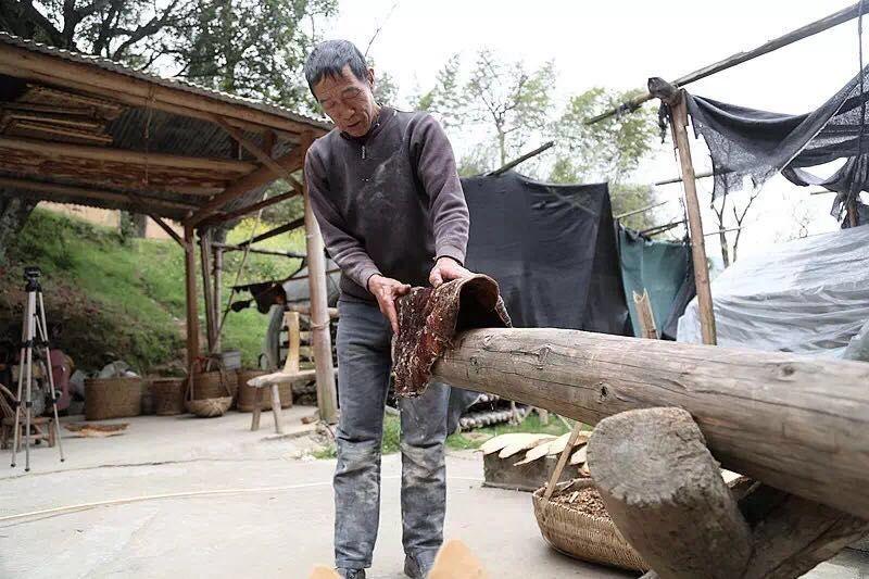 老手艺 | 藏在画家村里的民间制鼓人