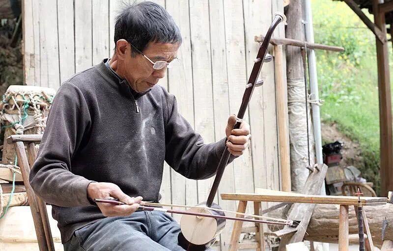 老手艺 | 藏在画家村里的民间制鼓人