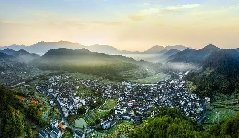 这一篇手绘长图，带你领略绩溪的千年风华