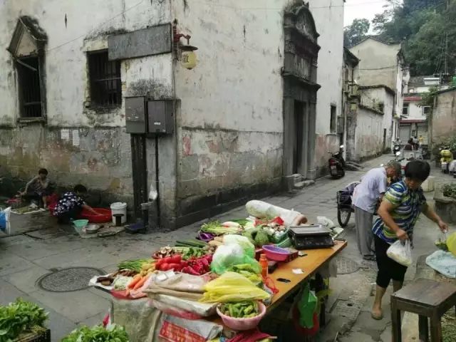老虎灶小吃丨歙县“早点大王”，和一座县城的60年