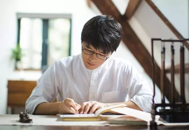 见字如晤 | 你的字里 藏着你的气质和修养