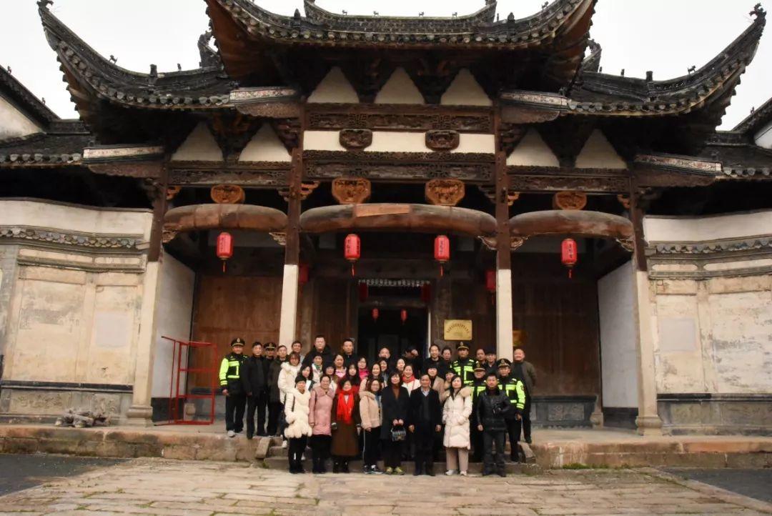家风融旅游  传统文化吸眼球