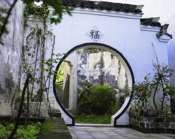 一个隐匿了千年的“画家村”，比宏村美，比西递安逸！如今终于一鸣惊人！