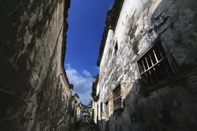 一个隐匿了千年的“画家村”，比宏村美，比西递安逸！如今终于一鸣惊人！