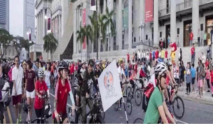 560万人口、近100万辆车，高峰期却不拥堵，这个城市怎么做到的？