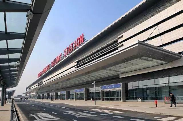 城市治理无止境，通情达理路才通