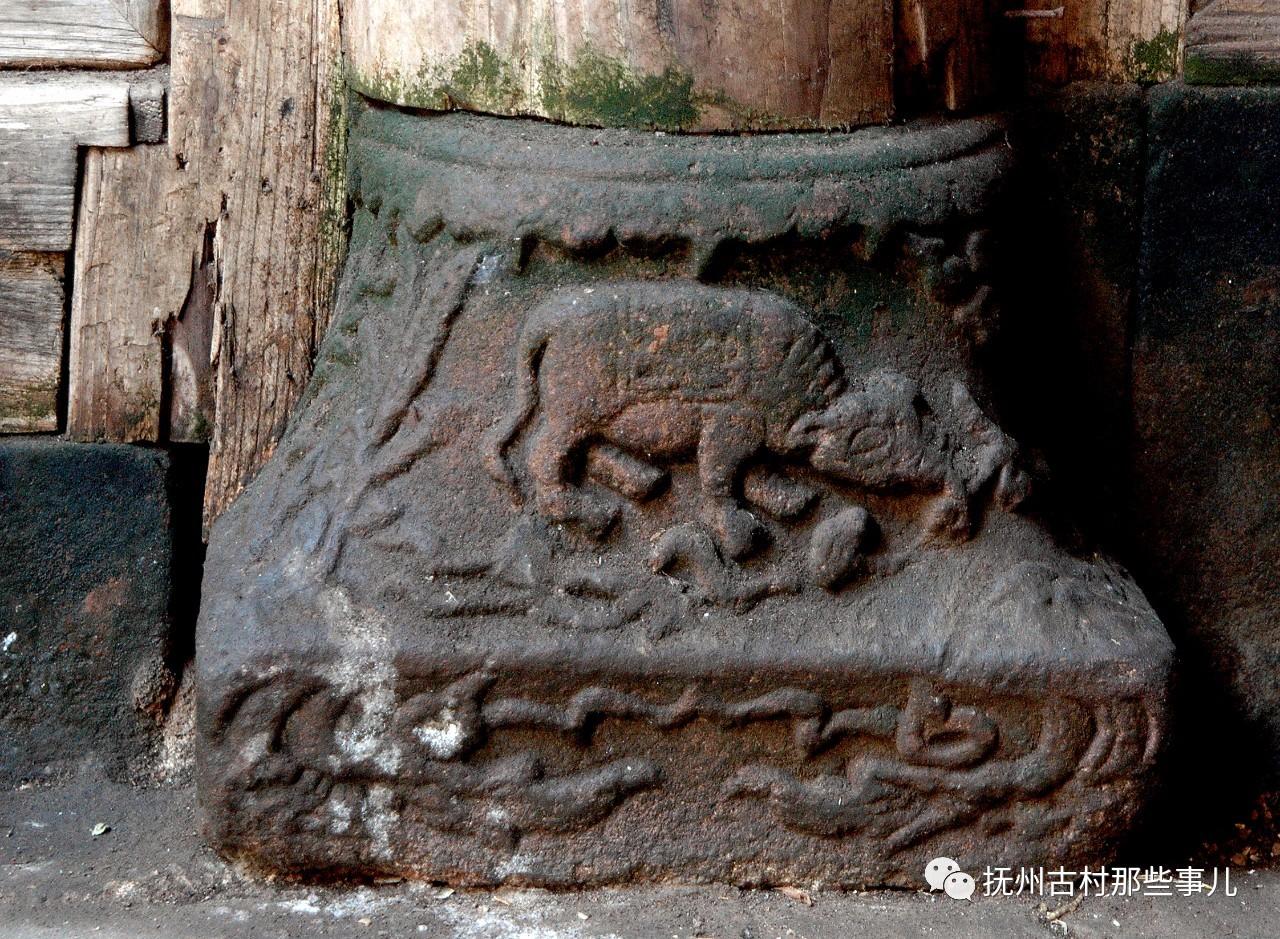 汾水村：  东山清趣千烟绕
