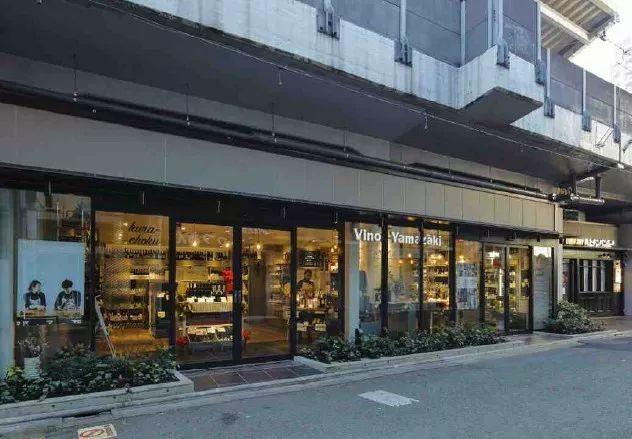场所大师︱史上最牛桥底空间项目：详解东京中目黑高架下