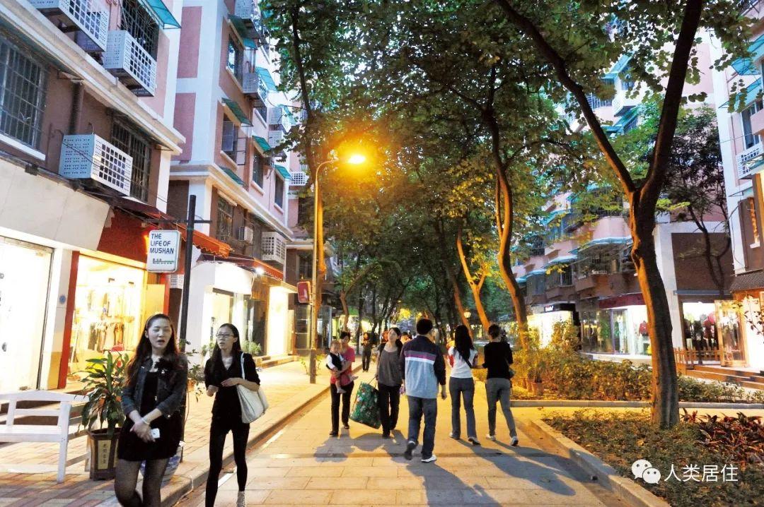 【周末悦读】感受开放社区：广州中轴线上的六运小区