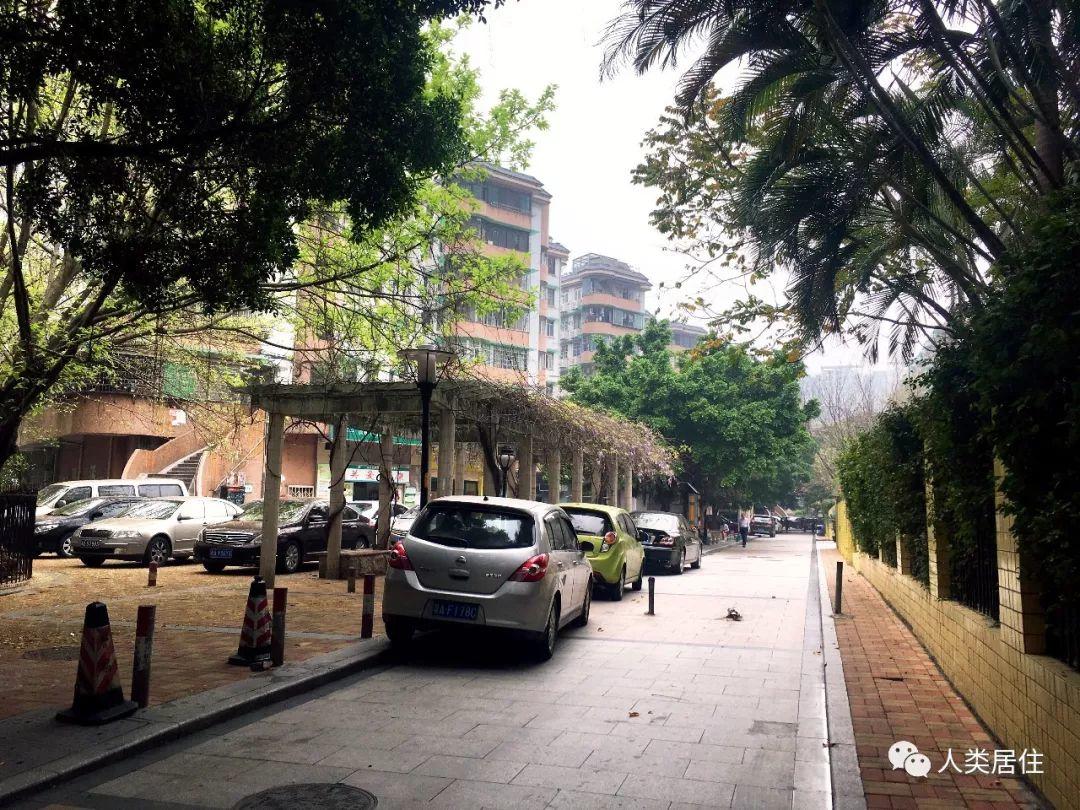 【周末悦读】感受开放社区：广州中轴线上的六运小区