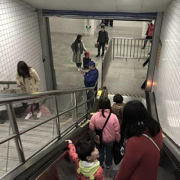 十字街头｜通道：邀请与噩梦