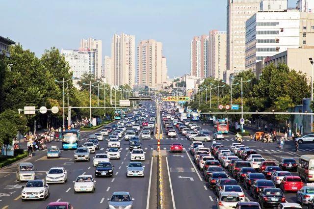 四部委联合发文严禁借高铁车站周边开发建设名义盲目搞城市扩张等四则