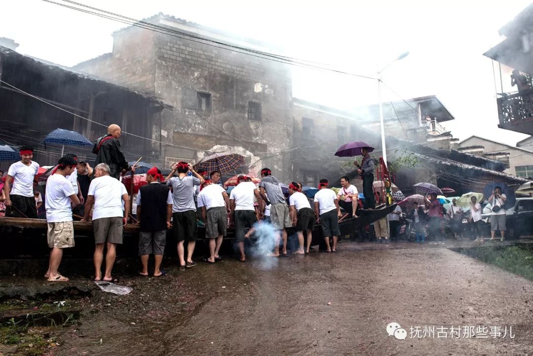 浒湾街：最忆端阳起龙舟