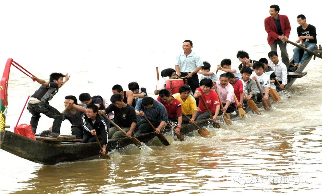 浒湾街：最忆端阳起龙舟