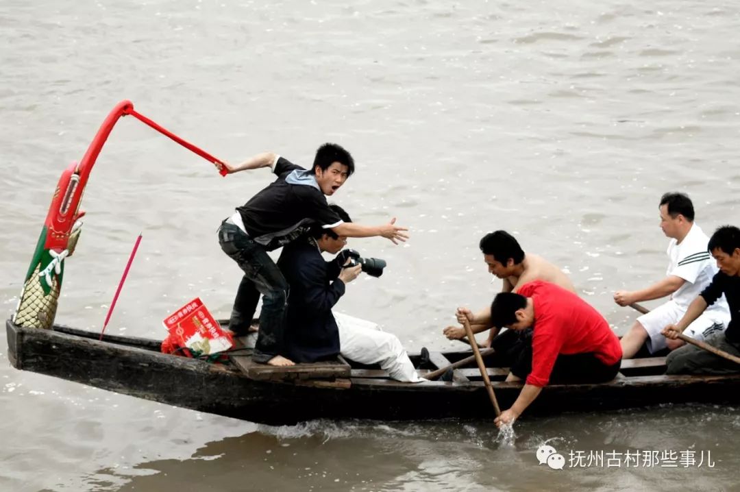 浒湾街：最忆端阳起龙舟
