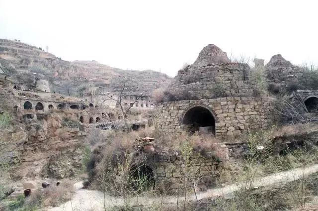 春暖花开望田园，这里是三段春天的乡村故事