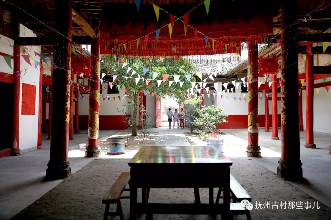 春光傅家村：三德重望清直门