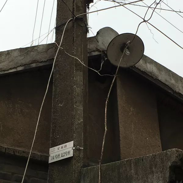 城市漫步·重构︱家门口穿弄堂，发现了新世界