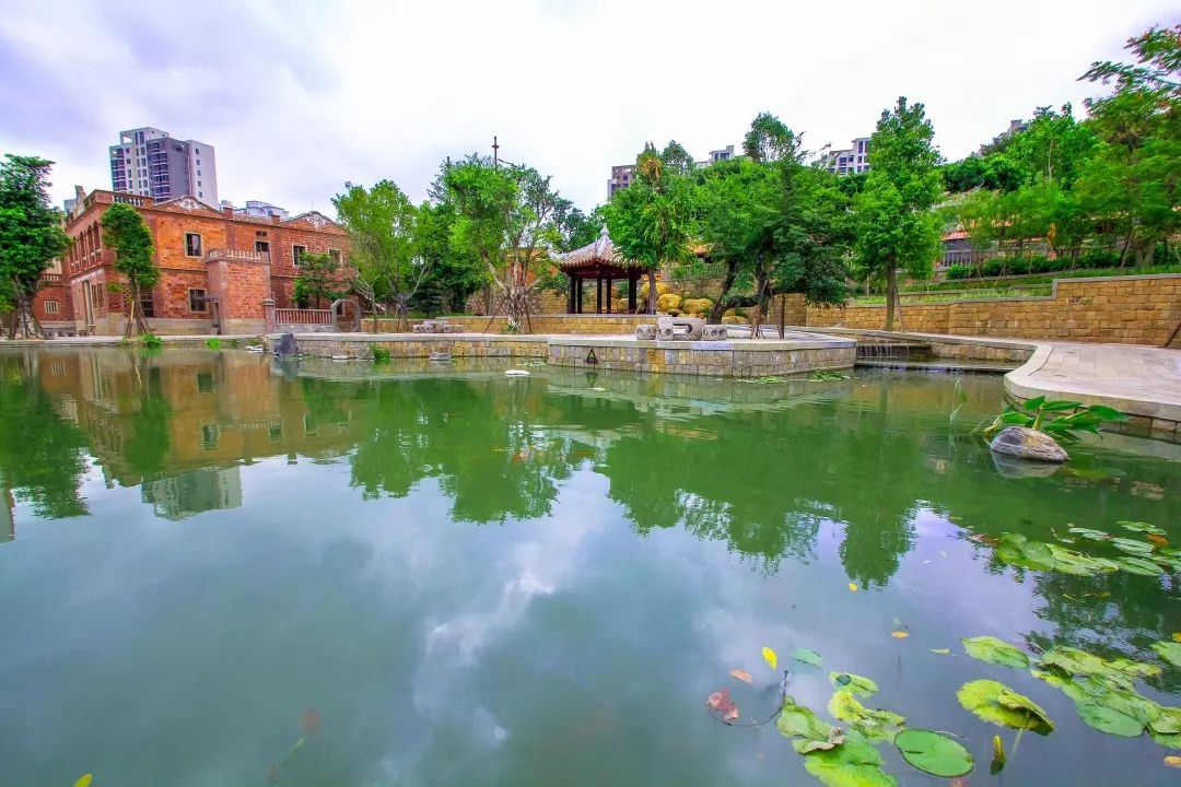 谁在守护《西虹市首富》里那一抹胭脂红? 谁在守护《西虹市首富》里那一抹胭脂红?
