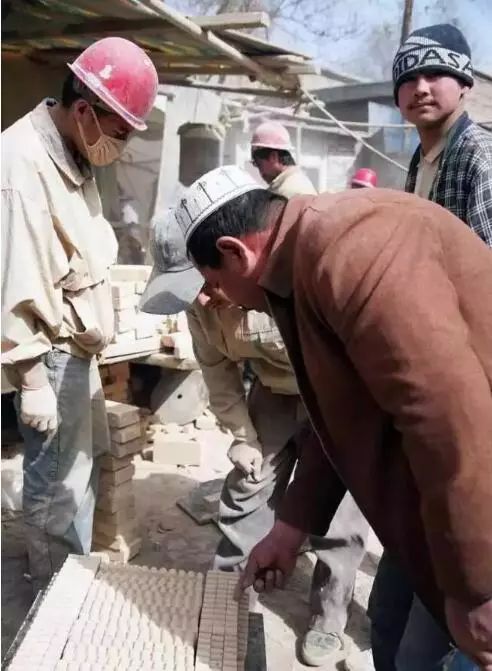 即将消失的建筑 ▎ 维吾尔磨砖的“工匠精神”和“艺术精神” 即将消失的建筑 ▎ 维吾尔磨砖的“工匠精神”和“艺术精神”