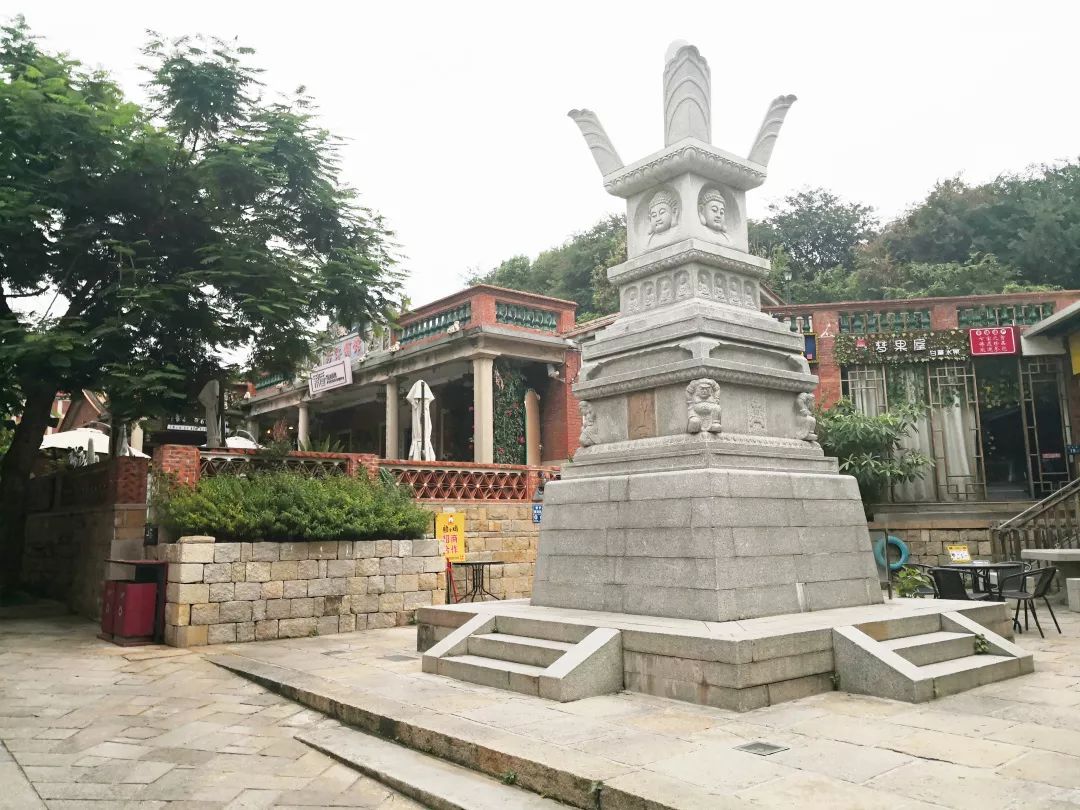 谁在守护《西虹市首富》里那一抹胭脂红? 谁在守护《西虹市首富》里那一抹胭脂红?