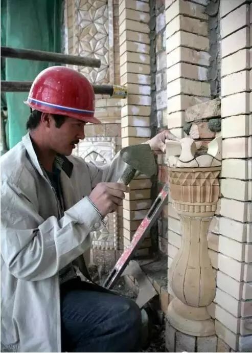 即将消失的建筑 ▎ 维吾尔磨砖的“工匠精神”和“艺术精神” 即将消失的建筑 ▎ 维吾尔磨砖的“工匠精神”和“艺术精神”