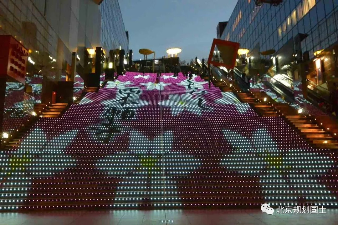 国际观察052 | 京都火车站:我不仅是个车站,更是一个充满活力的“客厅” 国际观察052 | 京都火车站:我不仅是个车站,更是一个充满活力的“客厅”