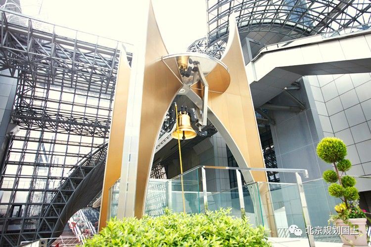 国际观察052 | 京都火车站:我不仅是个车站,更是一个充满活力的“客厅” 国际观察052 | 京都火车站:我不仅是个车站,更是一个充满活力的“客厅”