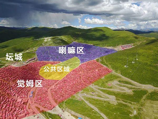 漫山遍野的红色小屋消失之时，色达佛学院建起了集体宿舍