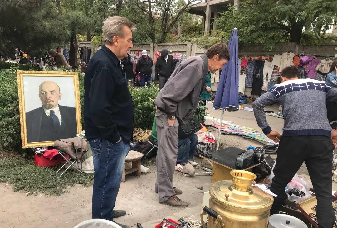 在比什凯克寻找苏维埃的城市乌托邦