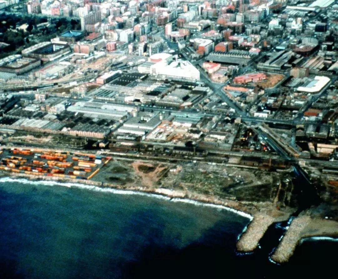 巴塞罗那：全尺度的都市规划之路（内附特邀评论）