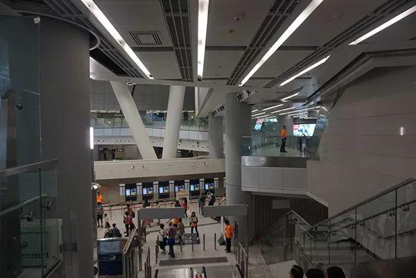 城市细节｜体验香港西九龙高铁站及其他