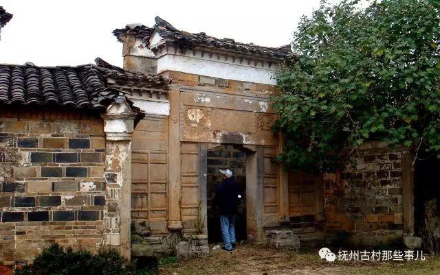 何坊村：   惠洽民心能几人