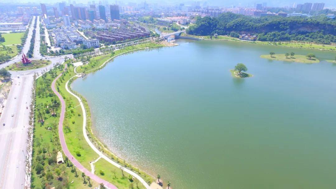 新华社重磅推出！聚焦瓷都，景德镇的风采全世界都看得到！
