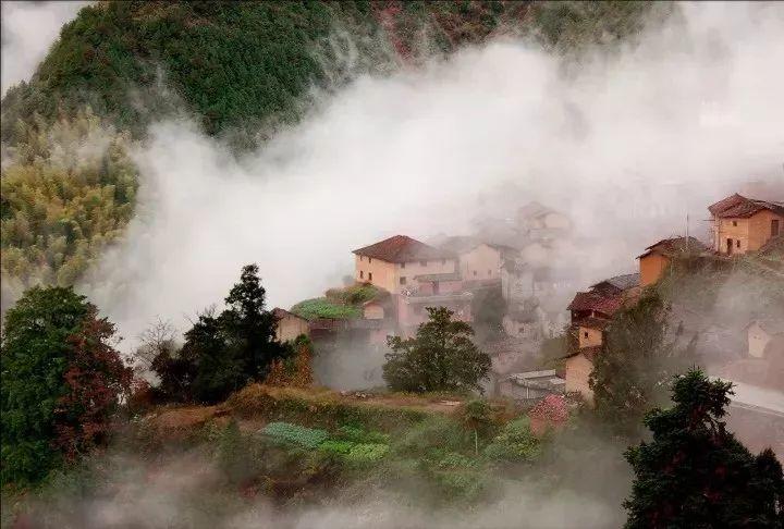 丽水千年古村落: 青山绿水间的世外桃源