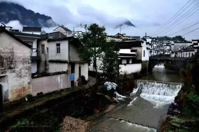 绩溪磡头古村 | 磡头磡上床三档磡，从房屋门口到床上也要拾级而上！