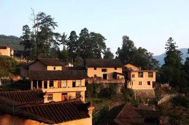 丽水千年古村落: 青山绿水间的世外桃源